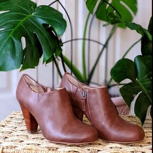 Crown Vintage Leather Ankle Boots